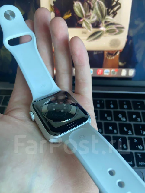 Apple Watch Series 6. GPS, NFC ����