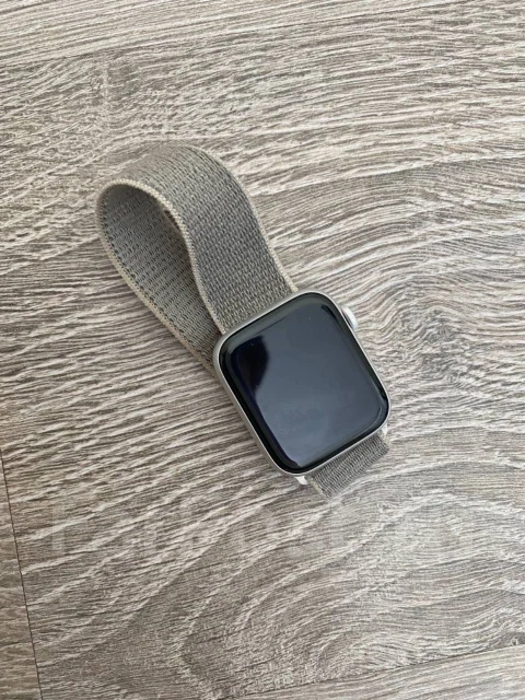 Apple Watch Series 4 ����