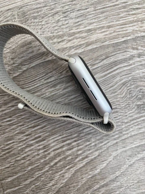 Apple Watch Series 4 ����