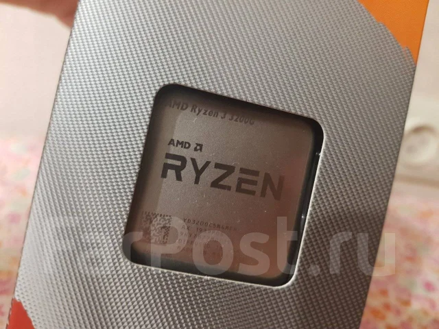 AMD Ryzen 3 3200G ����