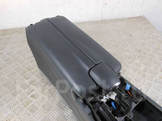 Как снять подлокотник мерседес 211 Подлокотник Mercedes-Benz W212 Mercedes-Benz W212 2011 A2126800039 купить в Моск