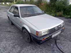 Mazda 323 ����