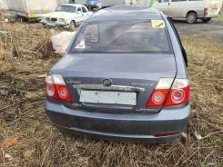 Lifan Breez ����