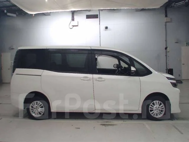 Toyota Voxy. �������, 4wd, 2.0 (152��.�.), ������, 31 659����. ��, �/�. ��� ����� �� ������� ����