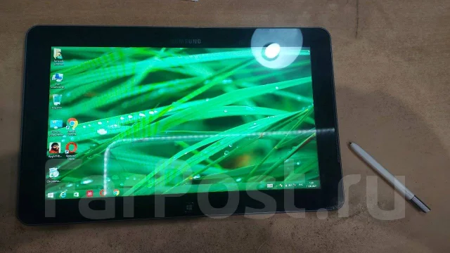 Samsung ATIV. 11.6", 1,8����, ��� 2048 ��, ���� 64���, WiFi: 1, Bluetooth: 1, ����������� �� 10��. ����