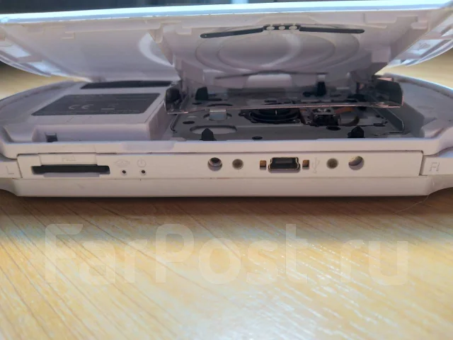 Sony PSP Street E1000 ����
