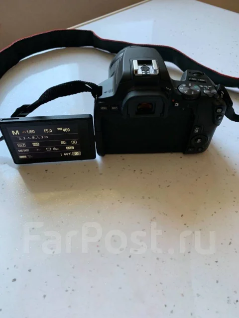 Canon EOS 250D Kit ����