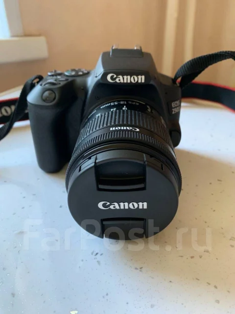 Canon EOS 250D Kit ����