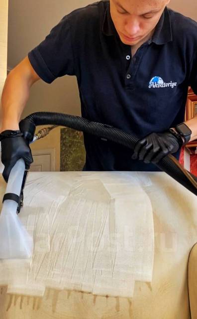 Специалист по химчистке мягкой мебели со своим а/м. Звоните все ...