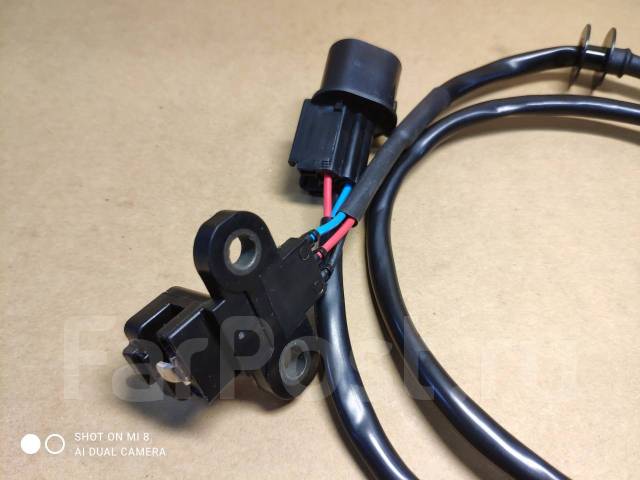 md303649 датчик положения коленвала 6g72