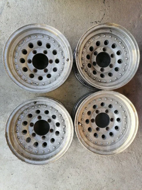 Akito. 7.0x15", 6x139.7, ET-14, �� 112���. ��� ����� �� ������������ ����