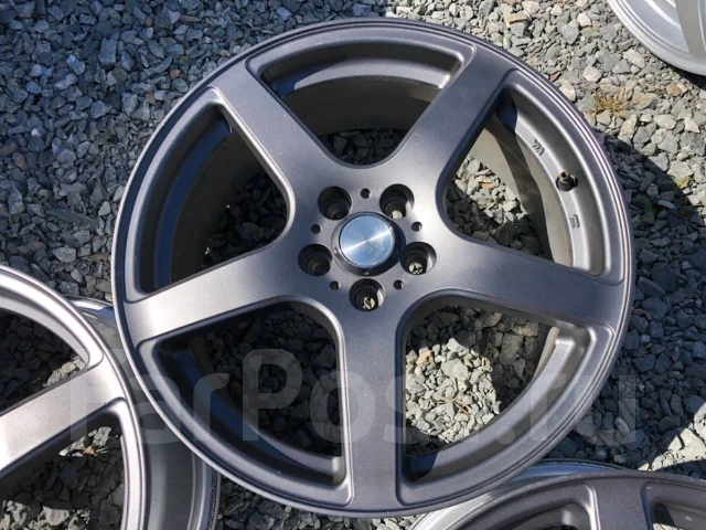 Grass SR. 7.0x17", 5x100, ET48 ����