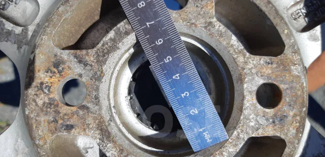 Noble. 6.0x14", 4x100, ET38 ����
