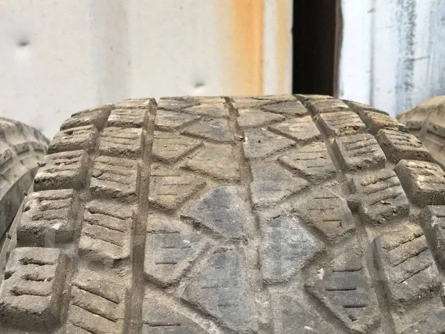 Bridgestone Winter Dueler DM-01. ������, ��� �����, 2002 ���, �/�, ����� 90 % ����