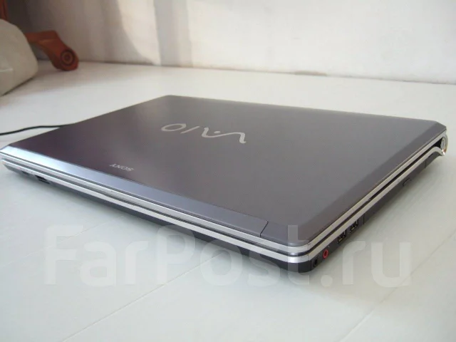 Sony VAIO VGN. 18.4", 2 260����, ��� 4 ��, ���� 320���, WiFi: 1, Bluetooth: 1 ����