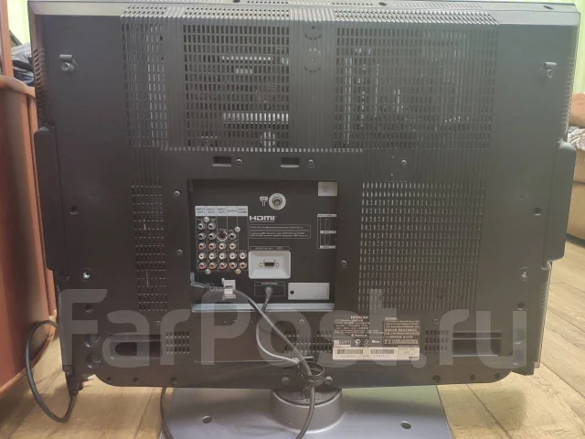 Hitachi. LCD (��) ����