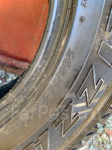 Bridgestone Blizzak DM-Z3. ������, ��� �����, 2005 ���, �/�, ����� 30 % ����