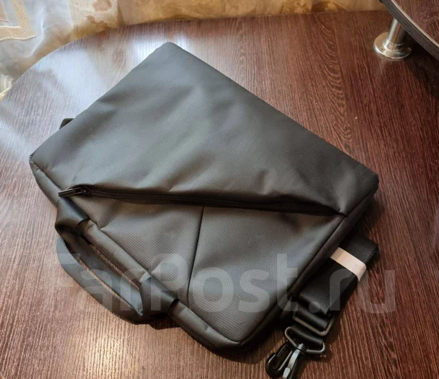 Apple MacBook Pro 13 2017 Mid. 13.3", 2,3����, ��� 8 ��, ���� 128���, WiFi: 1, Bluetooth: 1, ����������� �� 10��. ����