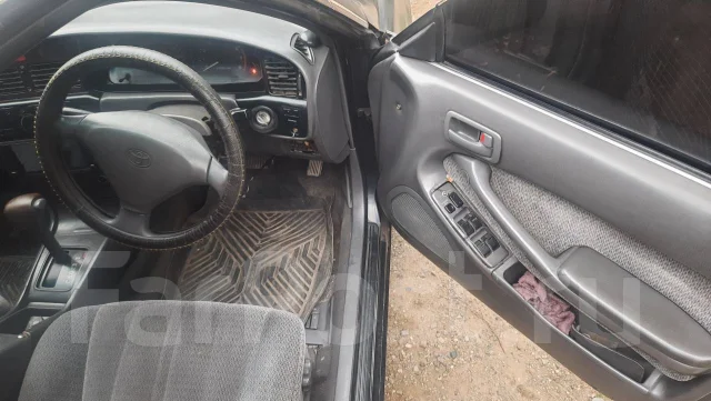 Toyota Vista. �������, ��������, 1.8 (127��.�.), ������, 185 000����. �� ����