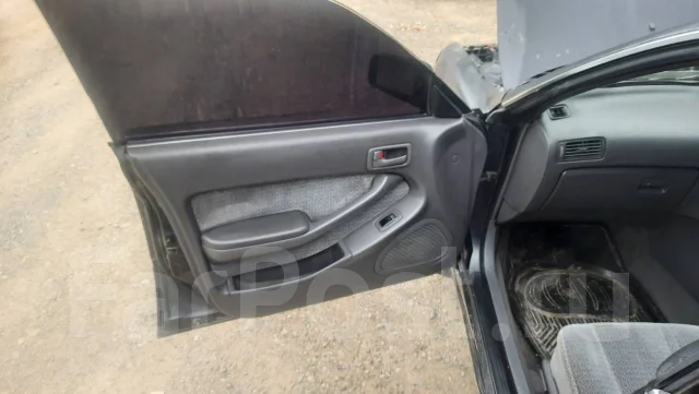 Toyota Vista. �������, ��������, 1.8 (127��.�.), ������, 185 000����. �� ����
