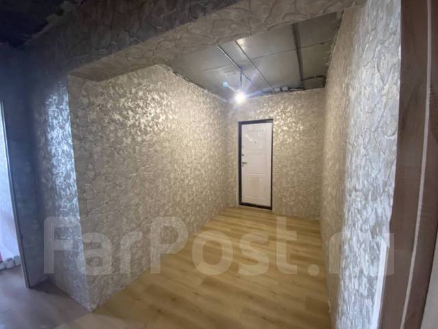 Поклейка обоев, обои под покраску. Ч. л. Свободны во Владивостоке