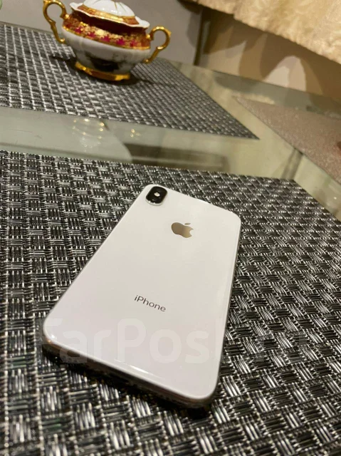 Apple iPhone X. �/�, �����, 4G LTE ����