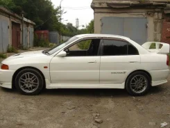 OZ Racing F1 Plus. 6.5x16", 5x114.3, ET46 ����