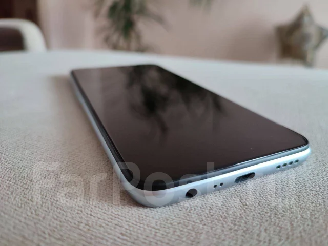 Realme 6. �/�, �����, 3G, 4G LTE, Dual-SIM, NFC ����