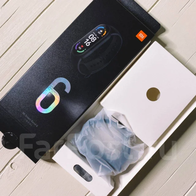 Xiaomi Mi Band 6. IP67, IP68 ����
