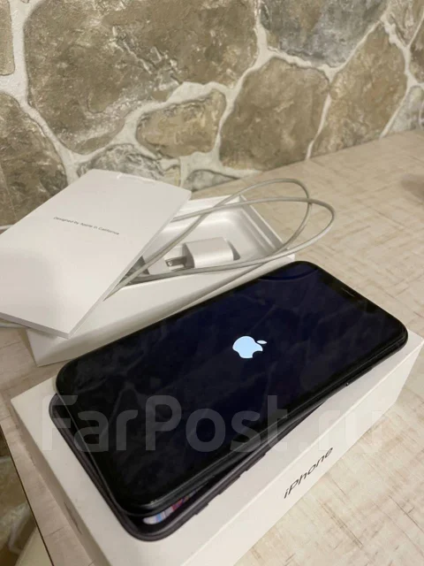 Apple iPhone Xr. �/�, ������, 3G, 4G LTE, ����������, NFC ����