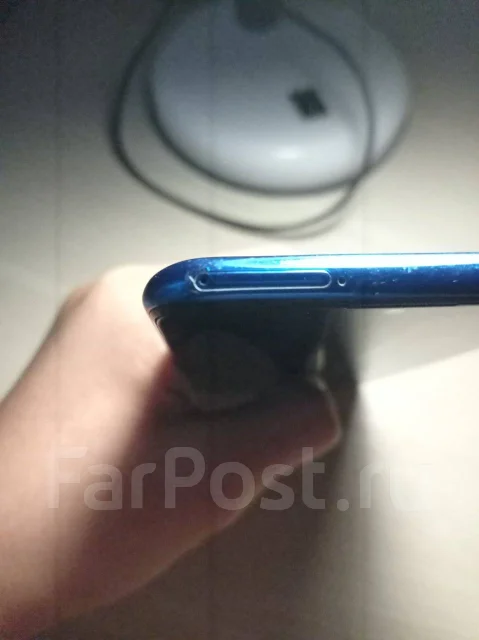 Honor 10i. �/�, �����, 3G, 4G LTE, NFC ����