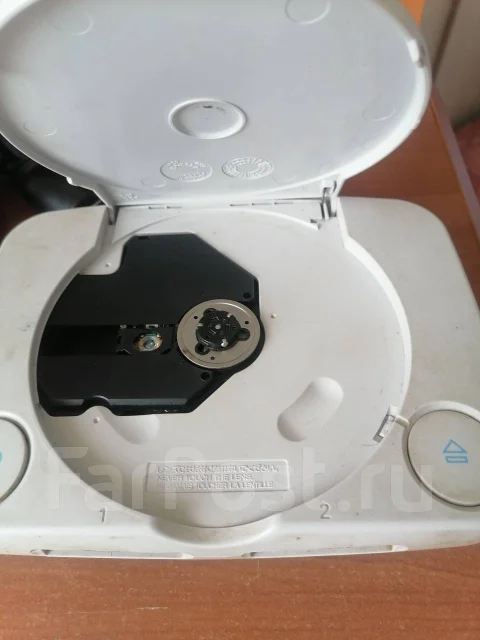 Sony PlayStation One ����