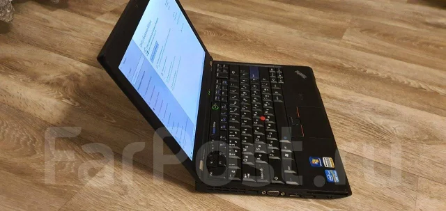 Lenovo ThinkPad X220. 12.5", 3 500����, ��� 8 ��, ���� 200���, WiFi: 1, Bluetooth: 1, ����������� �� 4��. ����