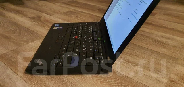 Lenovo ThinkPad X220. 12.5", 3 500����, ��� 8 ��, ���� 200���, WiFi: 1, Bluetooth: 1, ����������� �� 4��. ����