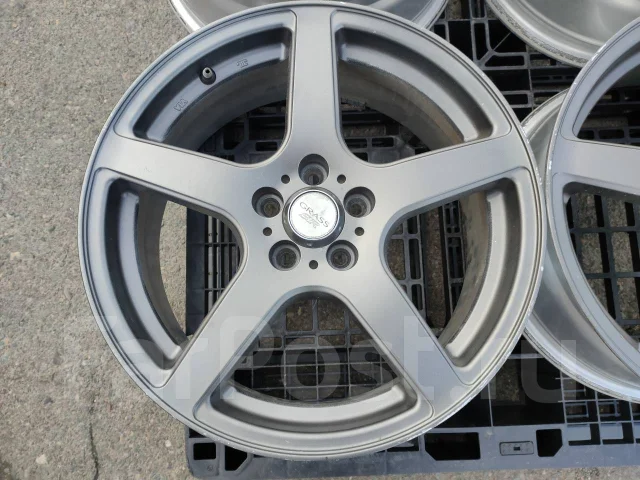 Grass SR. 7.0x17", 5x100, ET48, �� 71���. ����