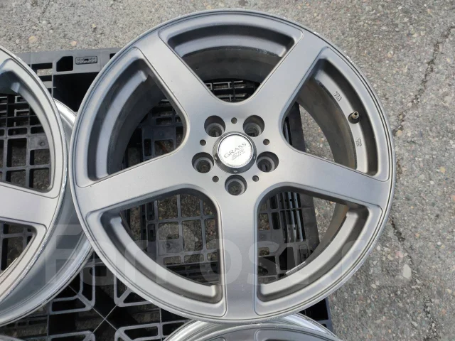 Grass SR. 7.0x17", 5x100, ET48, �� 71���. ����