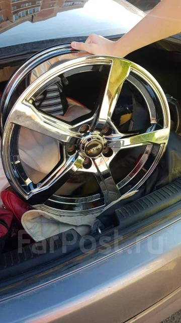 SHLK. 7.0x17", 5x114.3, ET40, �� 70���. ����