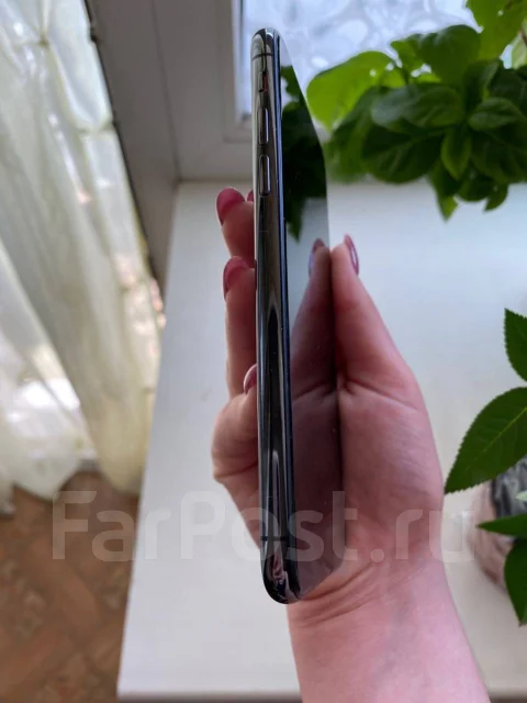 Apple iPhone X. �/�, ������, 4G LTE ����