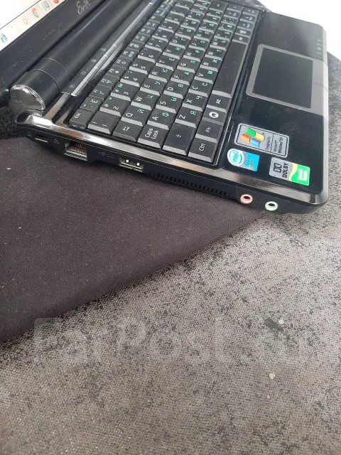 Asus Eee PC 900. ��� 2048 ��, ���� 1���, WiFi: 1, Bluetooth: 1, ����������� �� 10��. ����