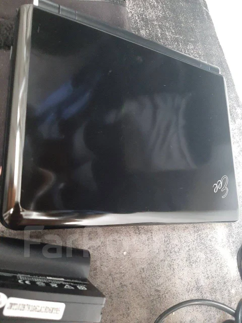 Asus Eee PC 900. ��� 2048 ��, ���� 1���, WiFi: 1, Bluetooth: 1, ����������� �� 10��. ����