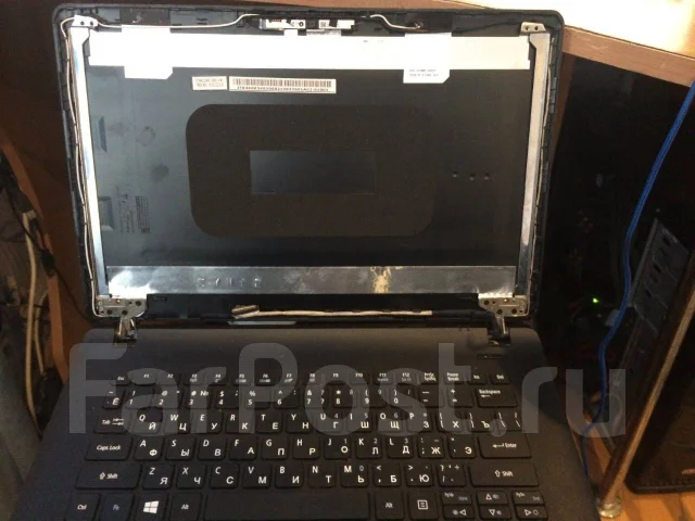 Acer Aspire ES1-331. 13.3", 1,6����, ��� 2048 ��, ���� 32���, WiFi: 1, ����������� �� 3��. ��� ����� �� ������������ ����
