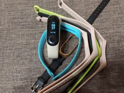 Xiaomi Mi Band 3 ����