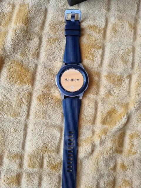 Samsung Galaxy Watch. GPS, NFC, IP68 ����