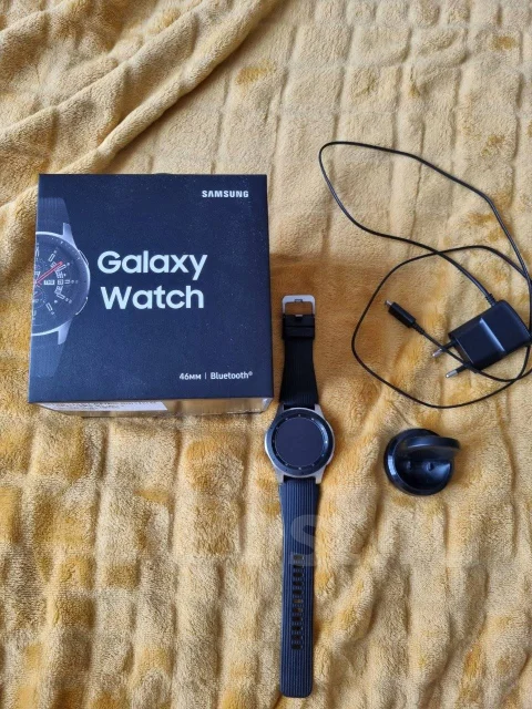 Samsung Galaxy Watch. GPS, NFC, IP68 ����