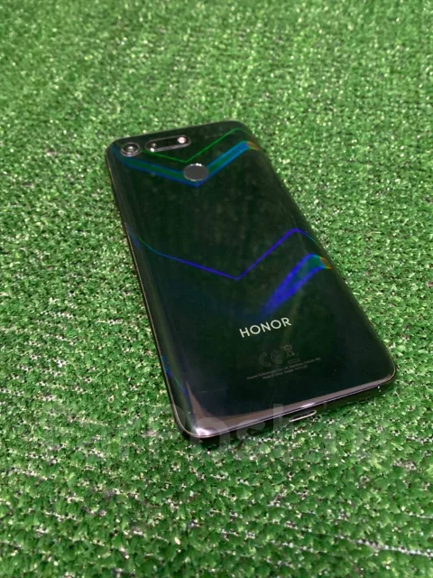 Honor View 20. �/� ����