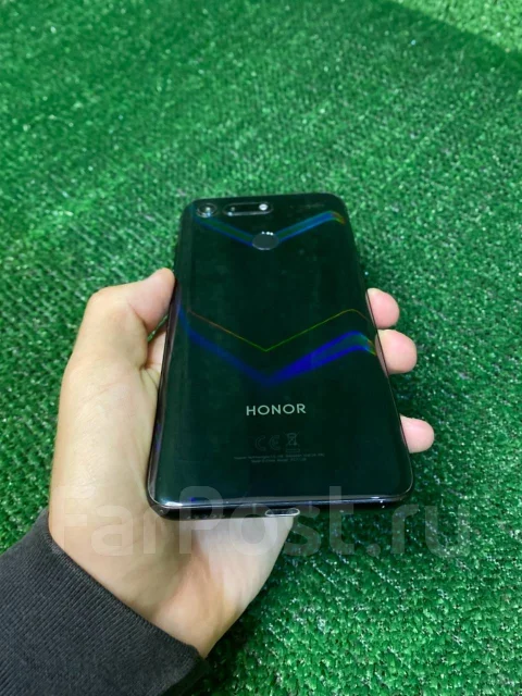 Honor View 20. �/� ����