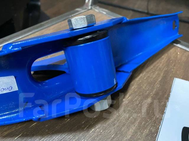 Профиль перфорированный п- образный 3000-1,5 hdz iek. Траверса кпп ваз 2107 5 ступка. Траверса ваз 2105. Консоль усиленная дкс 500мм. Консоль с вертикальным фланцем квф.