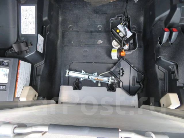 Toyota Sienta. NSP172, 2NR ����