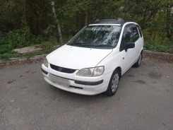 Toyota Corolla Spacio. �������, 4wd, 1.8 (120��.�.), ������, 220 000����. �� ����