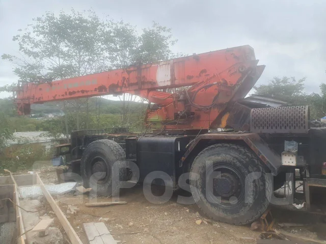 Tadano TR-200M ����